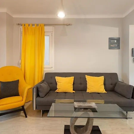 With Garden Apartment *