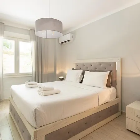With Garden Apartment Thessaloniki