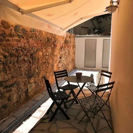 With Garden Apartment Thessaloniki